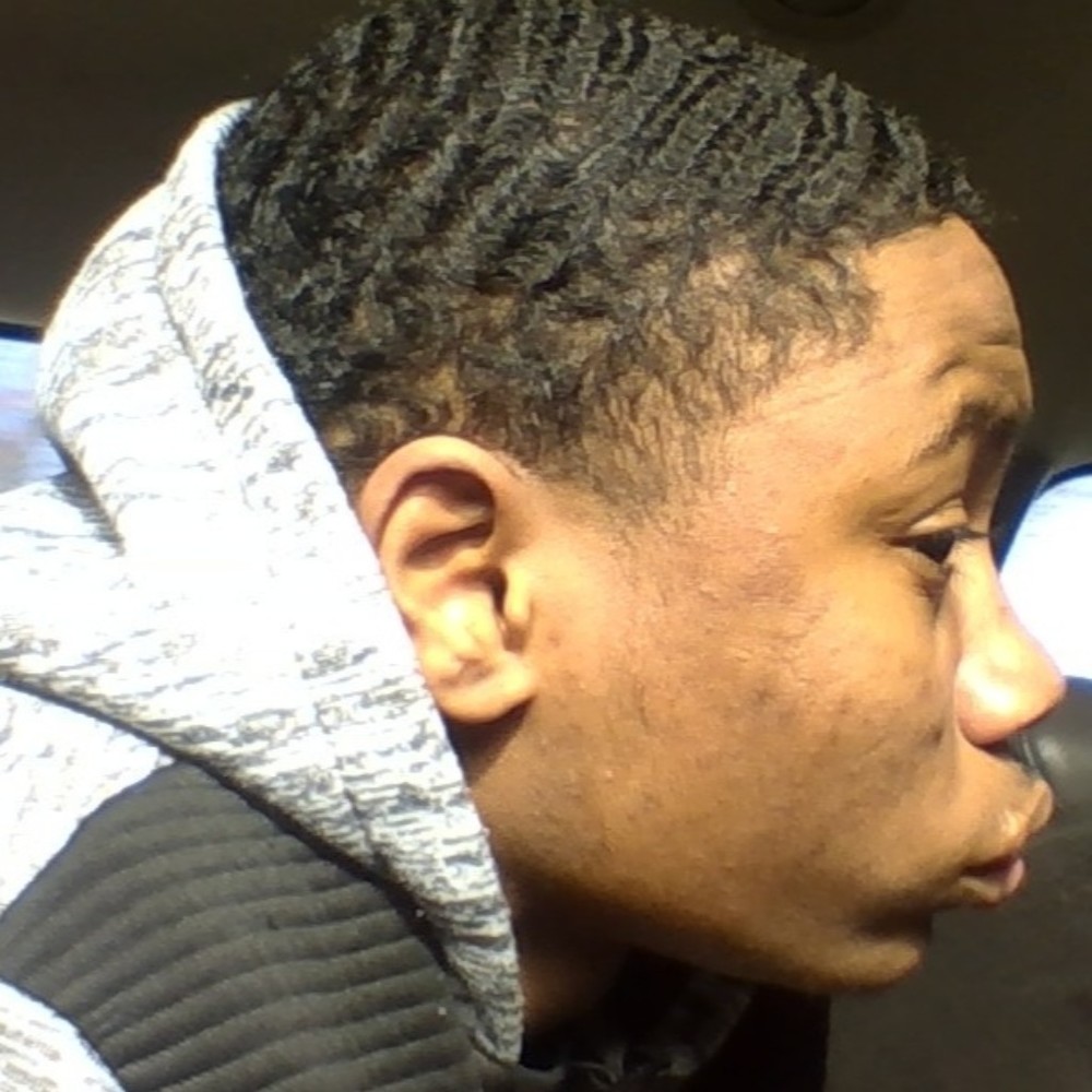 Meet your Posher, Dennis